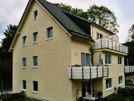 Mehrfamilienhaus